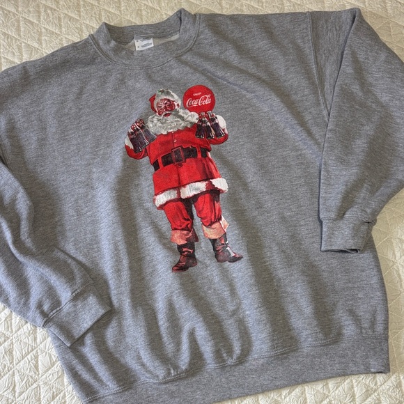 Coca Cola Gray Crewneck Sweater with Santa Design - Picture 1 of 3